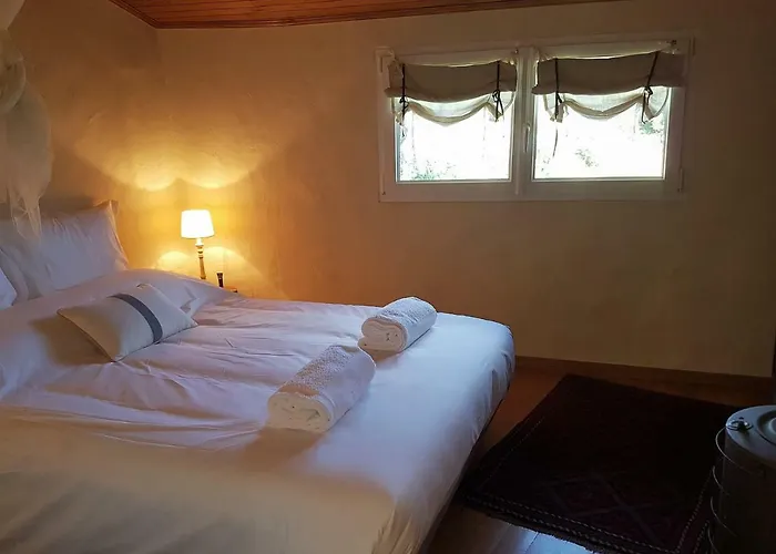 펜션 Abrigo Montesinho *