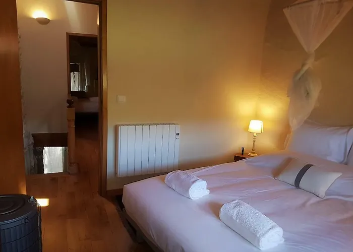 펜션 Abrigo Montesinho *